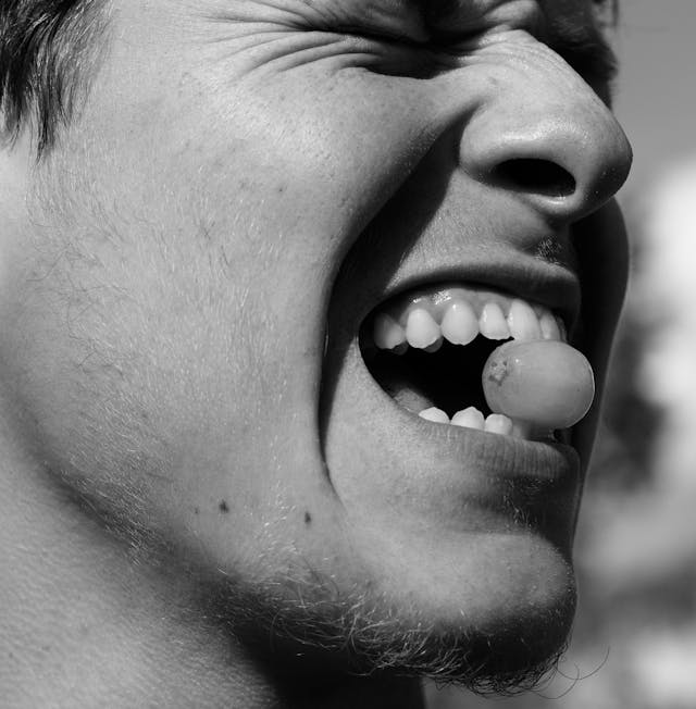 jaw joint pain grinding TMJ Bruxism